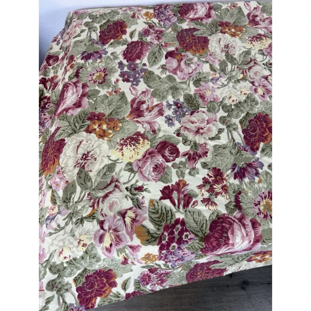 VTG Chaps Home Ralph Lauren Floral Tablecloth 58X98 Oblong Rose CottageCore EUC